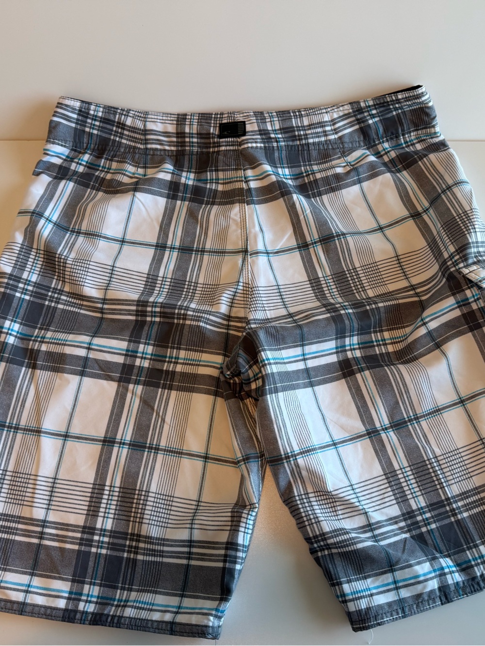O'Neill Men's Plaid Shorts - White, Gray & Teal Accent